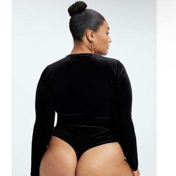 Good American VNeck Black Velvet Long Sleeve Thong Bodysuit Size XL Goth Grunge - Picture 3 of 8